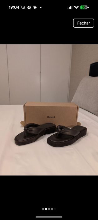 Sandália chinelo castanho de pele Flattered