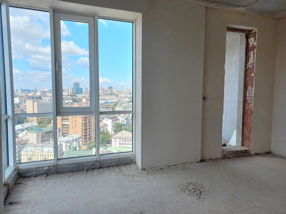 Продаж 4к кв ЖК Royal Tower Роял Тауер Олімпійський Палац Спорту Без%