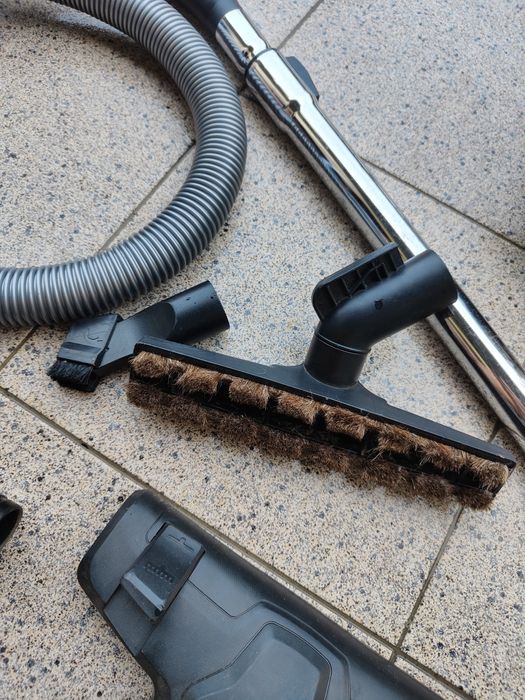 Aspirador Bosch sem saco