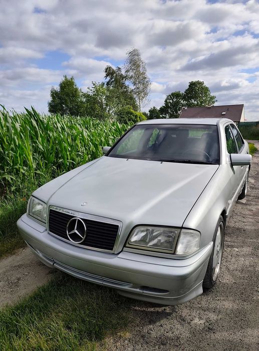 Mercedes W202 - 1.8 benzyna / 1998r / świeżo sprowadzony z Holandii