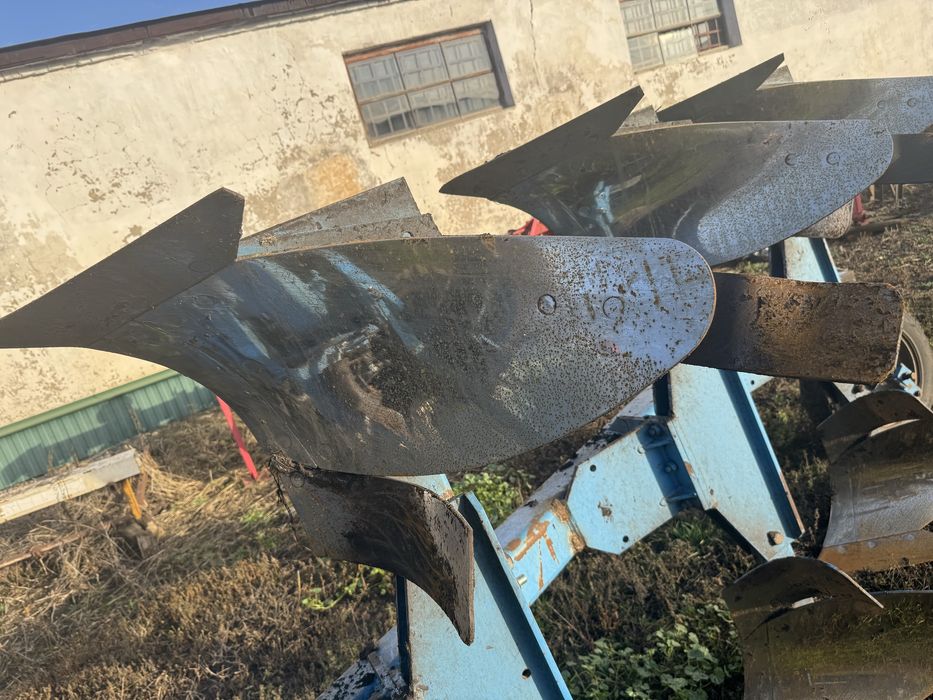 Плуг 4+1  оборотний Greenmaster