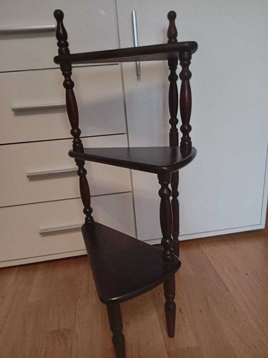 Подставка для цветов, украшений, игрушек