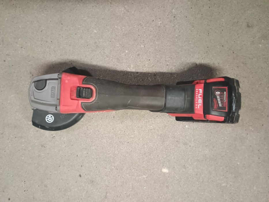 Szlifierka Milwaukee M 18 FSAG125X + aku 5,0 ah
