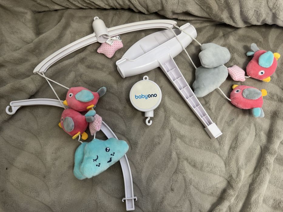 Музичний мобіль на ліжечко BabyOno Хмаринки та пташки