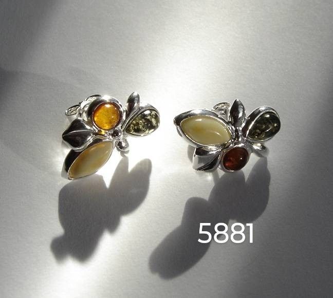 Kolczyki srebrne z bursztynem