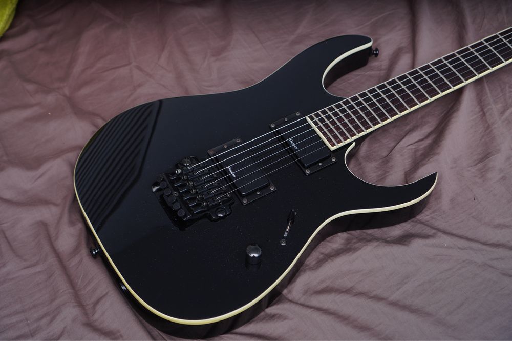 Ibanez MTM2 Mick Thomson gitara