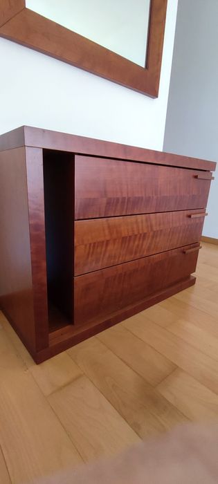 Cómoda / Aparador em Madeira – 3 Gavetas + Espaço de Arrumação