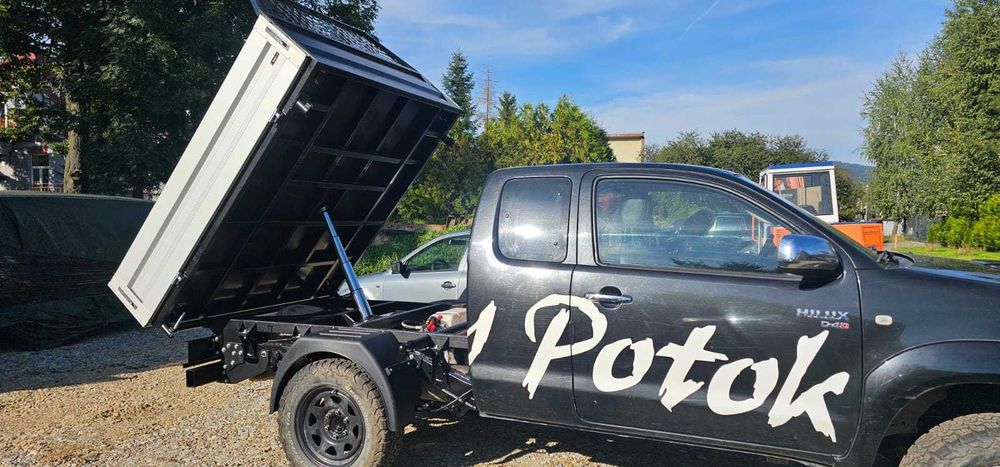 Zabudowa wywrot kiper paka samochód terenowy pickup Toyota Nissan