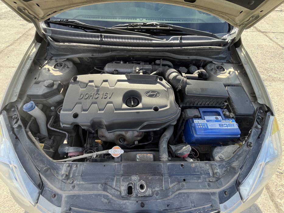 Hyundai accent 2009 рік