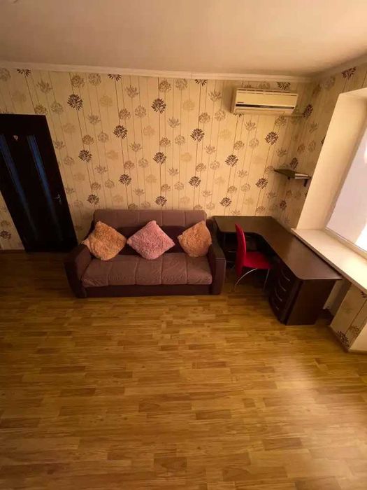 Продам 2-комнатную квартиру Философская Антоновича Пушкина Свердлова