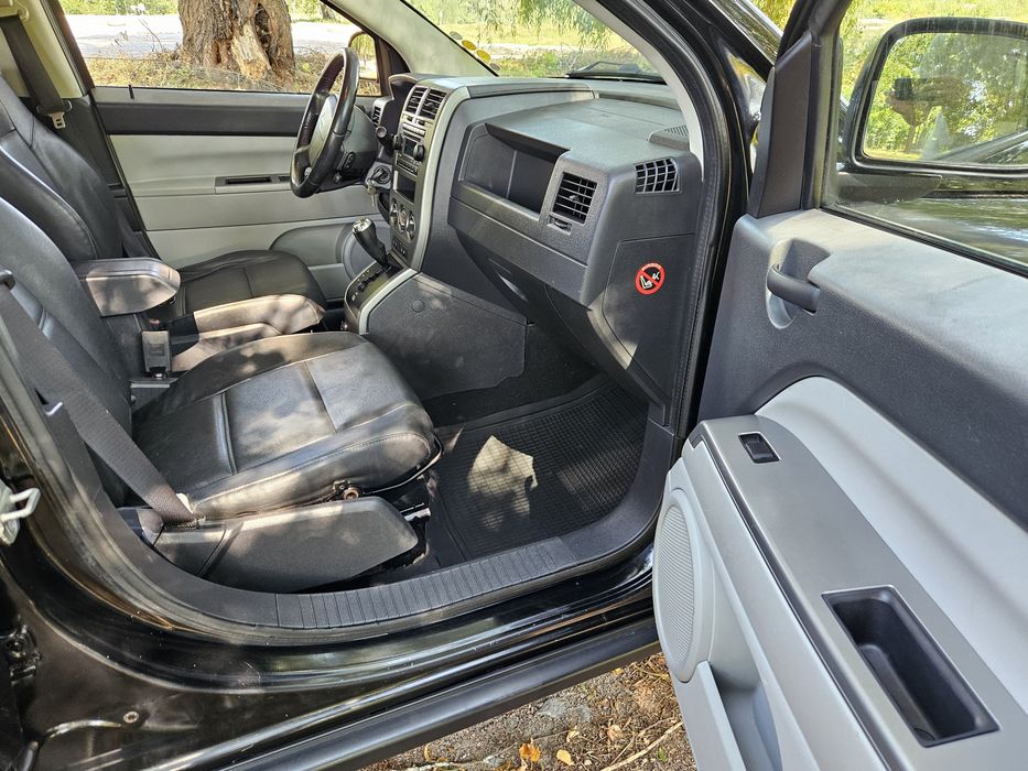 Jeep Compass 2006 рік 2.4 бензин автомат 4×4  для військових