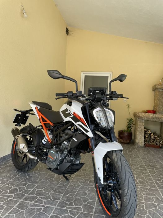 KTM Duke 125cc .