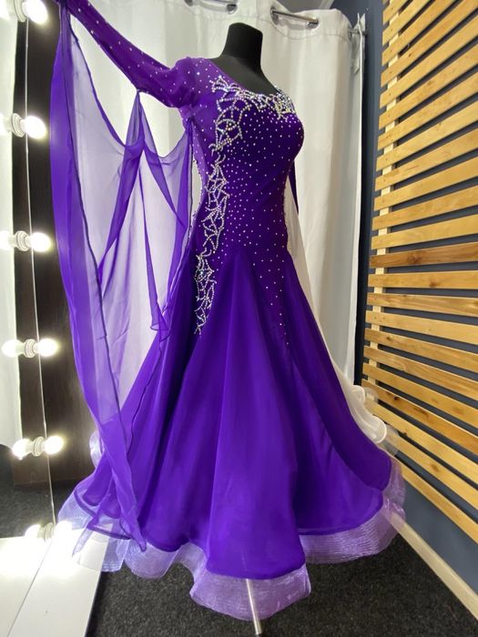 Плаття для бальних танців, стандарт