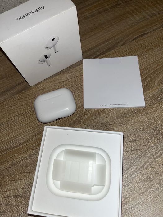 AirPods Pro 2 (2023)