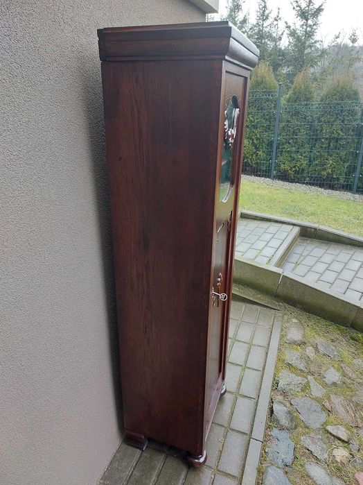 Stary słupek szafka biblioteka bieliźniarka dąb ciemny E032