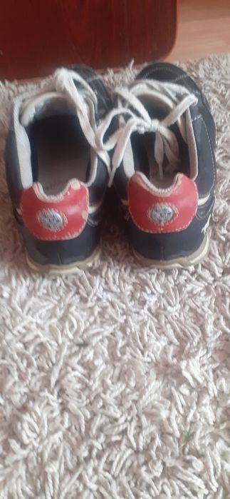 Фірмові шкіряні красавки