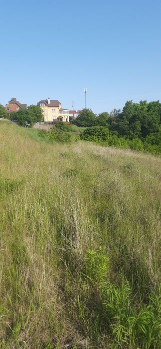 Земельна ділянка в с. Обарів