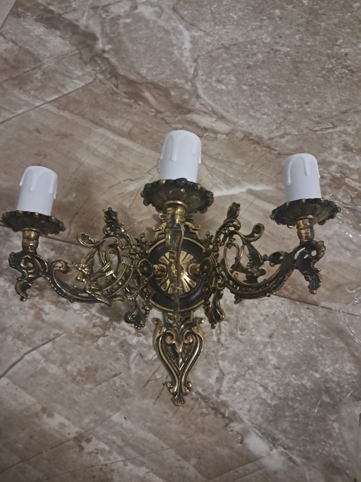 Sprzedam żyrandol i kinkiet