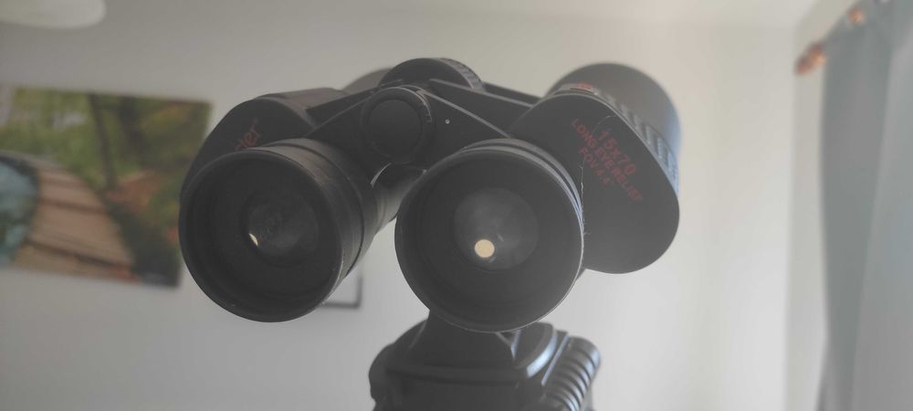 Binoculos Celestron 15x70 com tripė