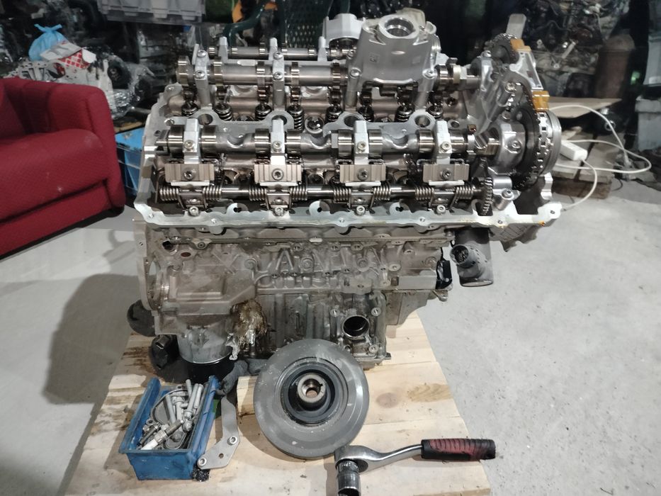 Kompletny dól silnika 4.4 V8. S63B44B BMW X5M. X6M