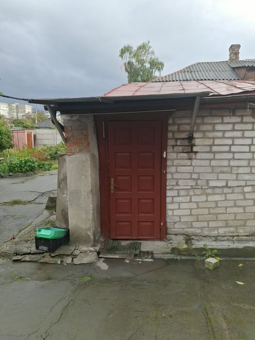 Центр города.Дом с удобствами