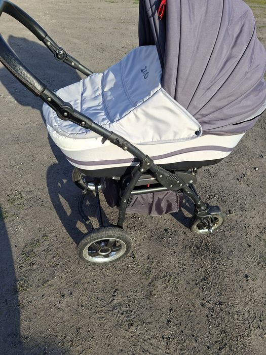 Wózek z dużą gondola