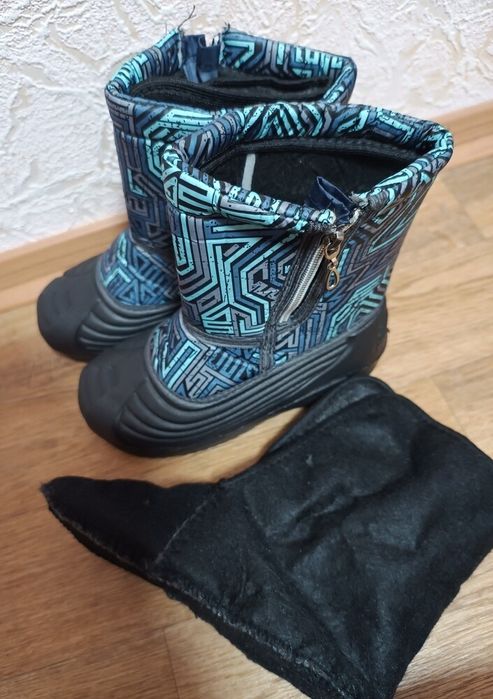 Детские дутики на мокрую погоду