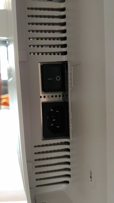 Monitor PC 24'' LCD IPS Fujitsu (Profissional) P24W-6 IPS