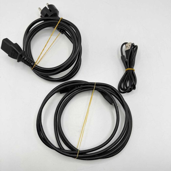 PS4 PRO 1TB Desbloqueada + Jogo FC26 + 1 Comando Novo + Cabos + Caixa