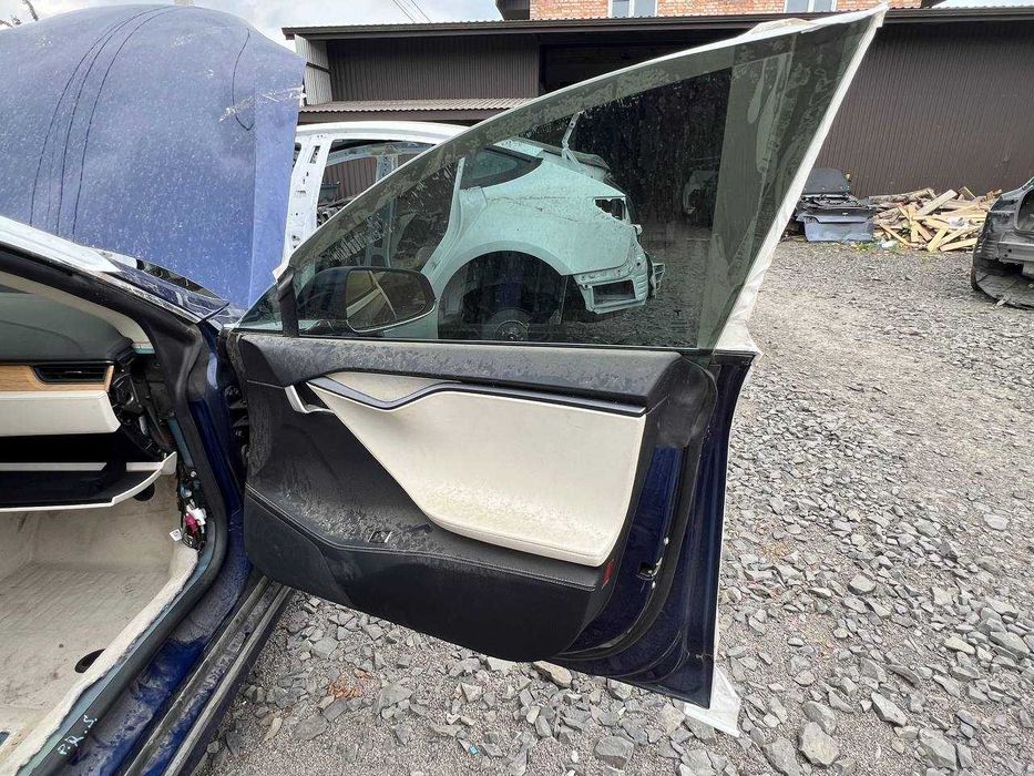 Крило крила Тесла Модел С Tesla Model S 2018-