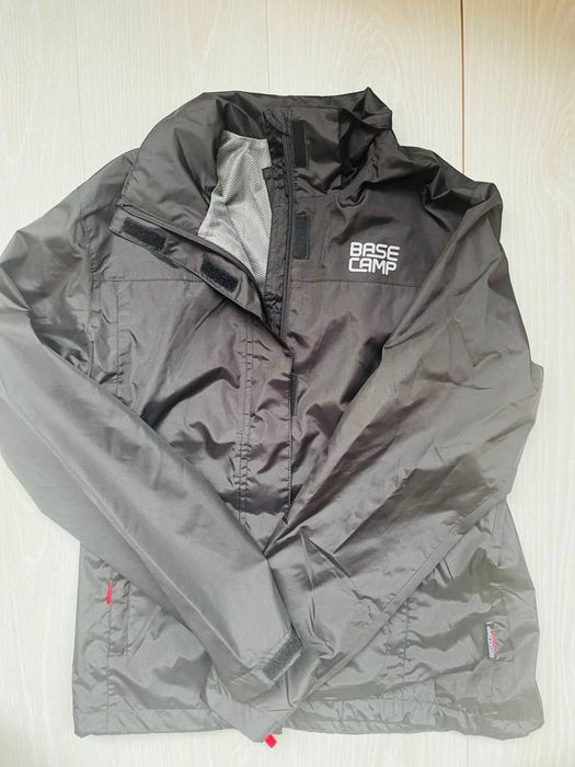 Куртка чоловіча спортивна BASE CAMP