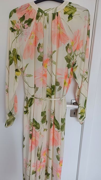 Vestido estampado h&m (novo) -M