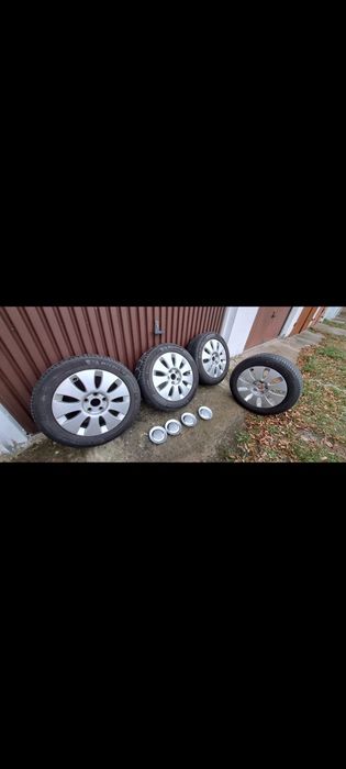 Alufelgi Audi 16 5x112  ET35  7J  Stan Idealny z Dekielkami