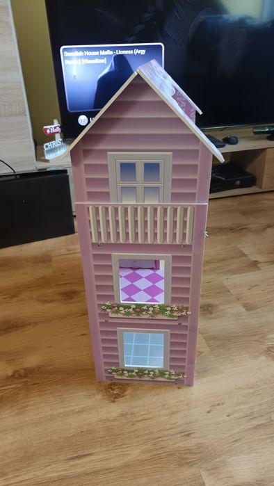 Domek dla lalek drewniany