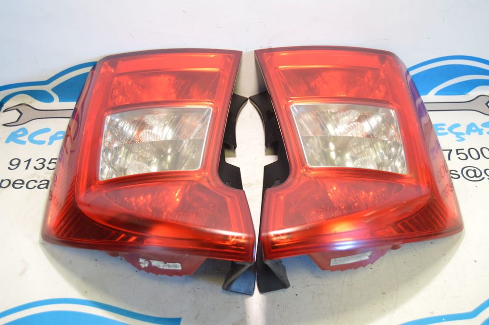 FAROLIM FAROLINS TRASEIRO TRÁS ORIGINAL 924011D0 92401 1D0 KIA CARENS
