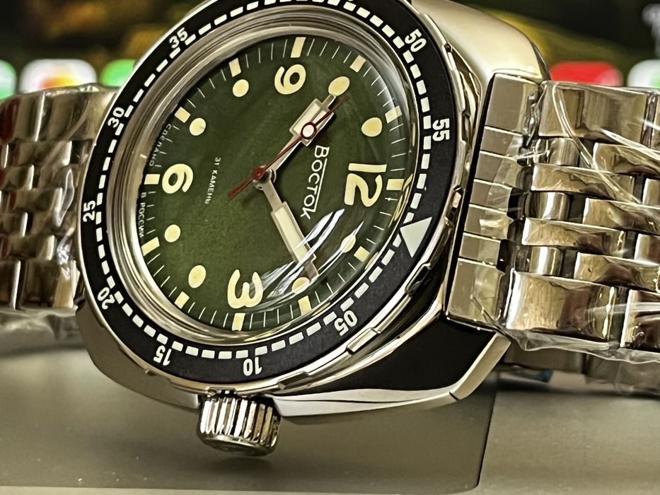 Наручные часы Восток Амфибия 71066А абсолютно новые Водозащита 20 АТМ