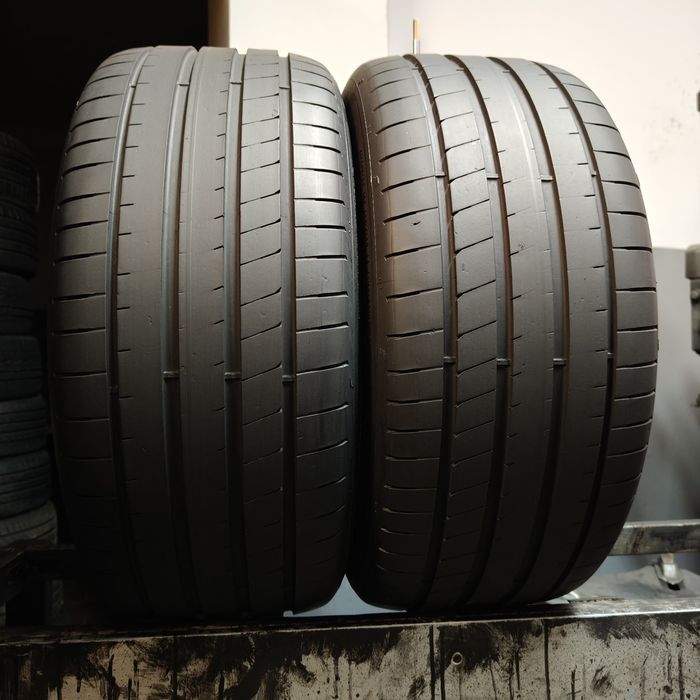 235/40/18 XL Sprzedam parę opon letnich Goodyear