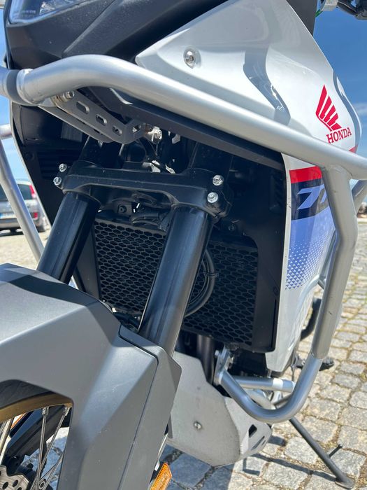 Honda Transalp XL750 com Garantia até 09/2028