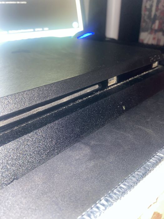 Consola ps4 em muito bom estado