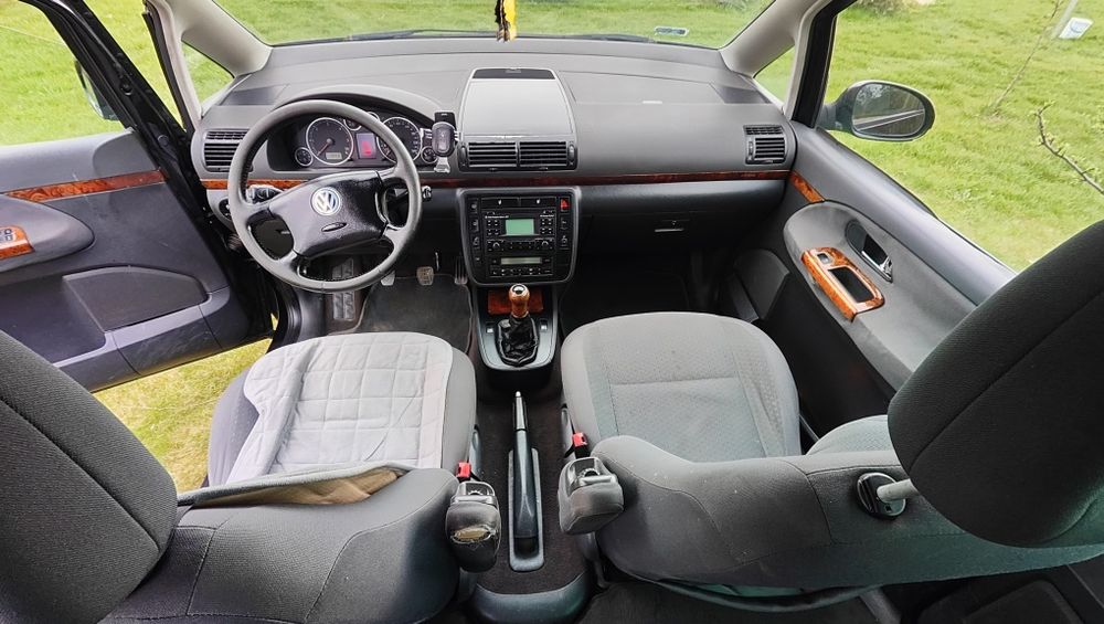 VW Sharan 1.9 TDI 130 km