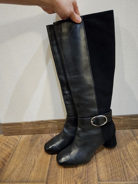 Чоботи Donald Pliner