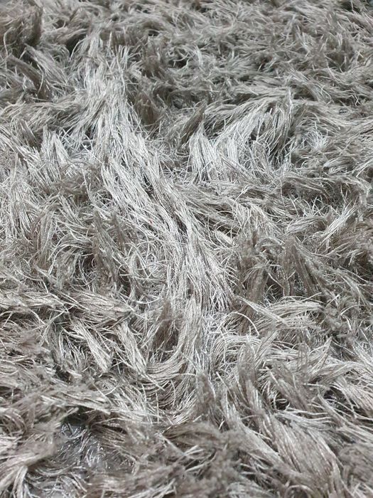 Dywan Shaggy  szaro-srebrny.