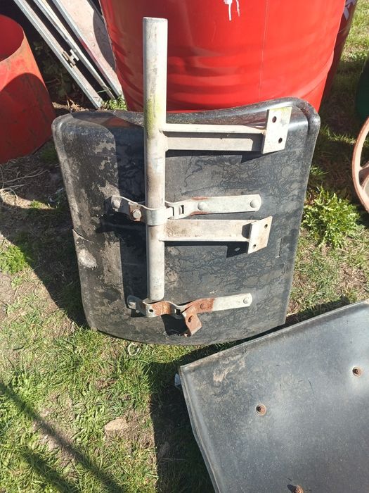 Błotniki z mocowaniami do przyczepy