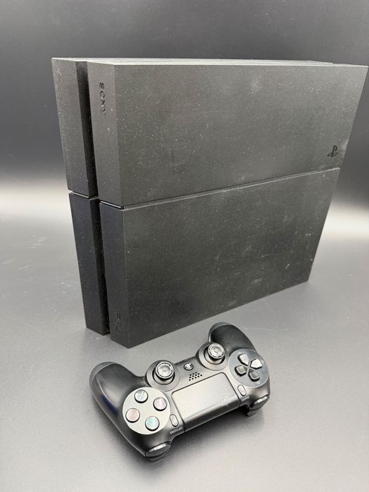 Konsola PS4 1 TB pad plus 6 gier