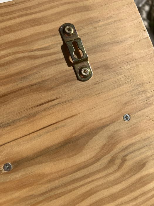 Cabide rustico em Pinho e Cerejeira