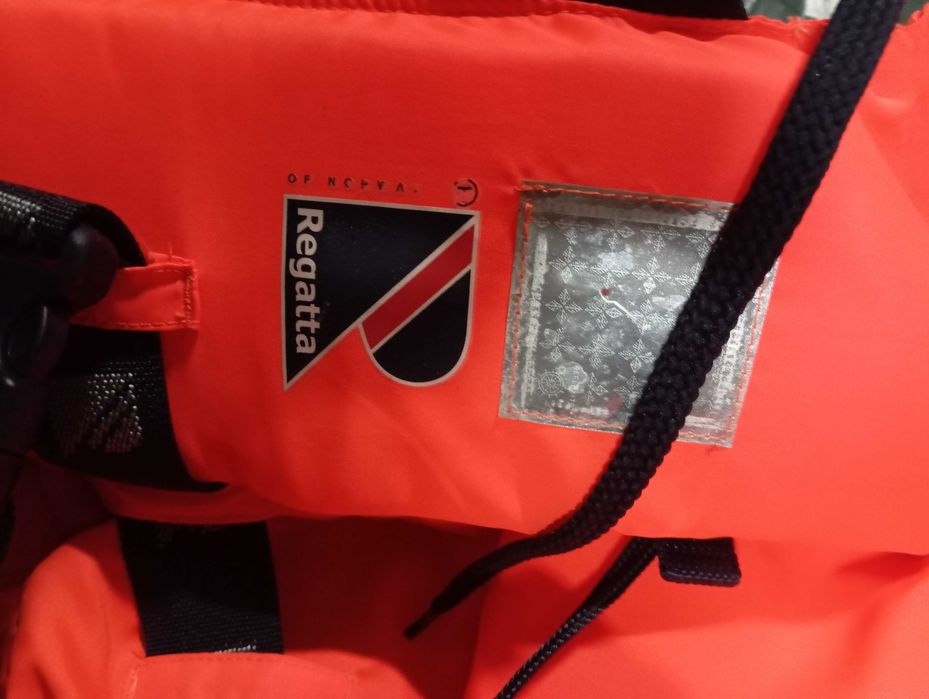 Colete salva vidas criança