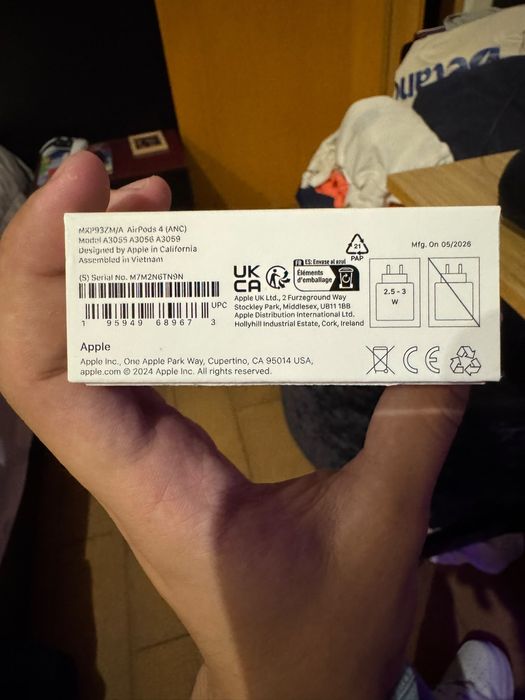 AirPods 4 Novos (Cancelamento ruído)