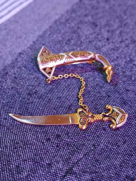 Joia/Broche Punhal - Ref.: B-51