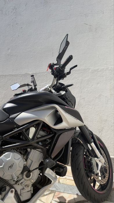 Moto MV Agusta Rivale 800