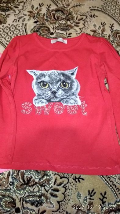 Продам 2 кофточки